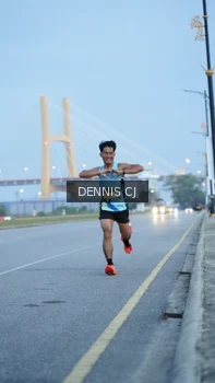 Runner Photo 2067716