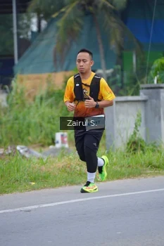 Runner Photo 2067727