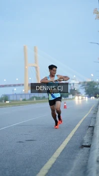 Runner Photo 2067734
