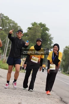 Runner Photo 2067736