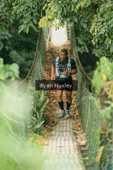 Runner Photo 2067811