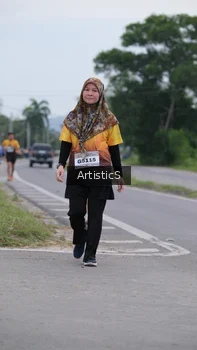 Runner Photo 2067903