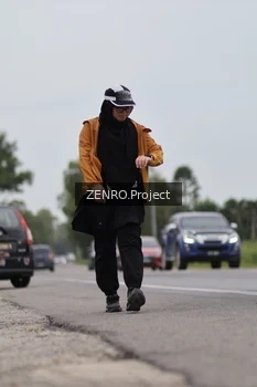 Runner Photo 2067970