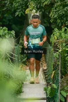 Runner Photo 2067980