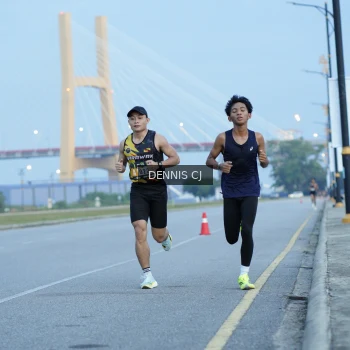 Runner Photo 2068017