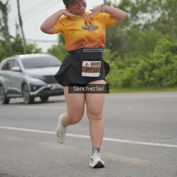 Runner Photo 2068034