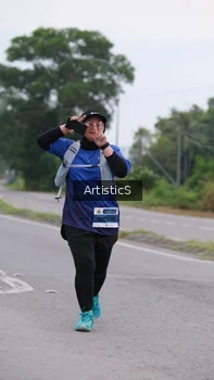 Runner Photo 2068040