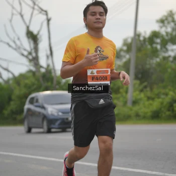 Runner Photo 2068064