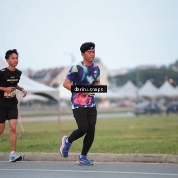 Runner Photo 2068069