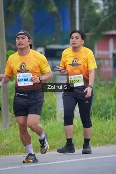 Runner Photo 2068075