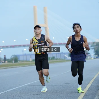 Runner Photo 2068093