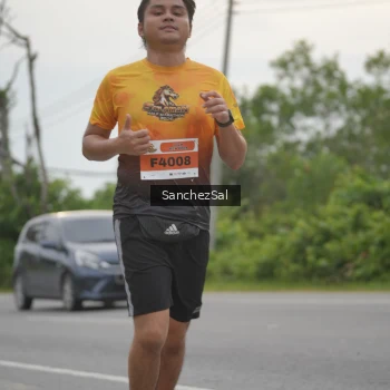 Runner Photo 2068116