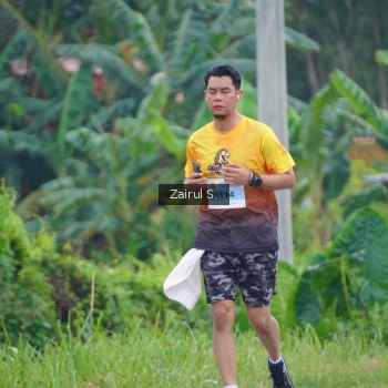 Runner Photo 2068124