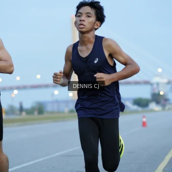 Runner Photo 2068184