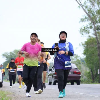 Runner Photo 2068257