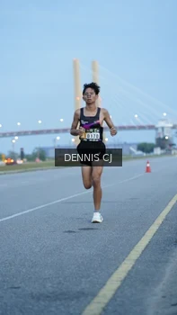 Runner Photo 2068264