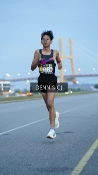 Runner Photo 2068302