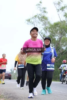 Runner Photo 2068305