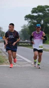 Runner Photo 2068315