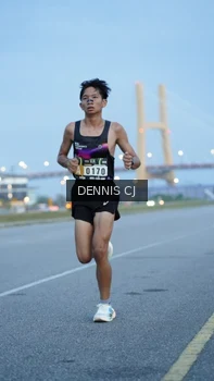 Runner Photo 2068324
