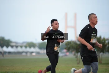 Runner Photo 2068351
