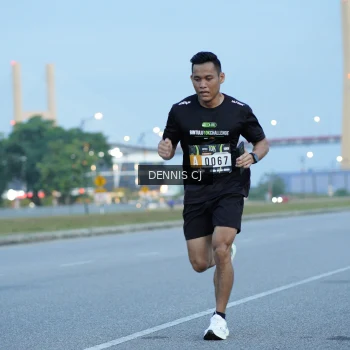 Runner Photo 2068453