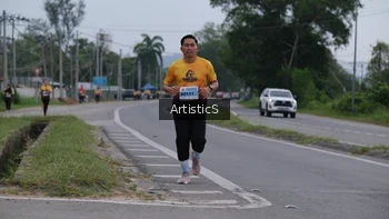 Runner Photo 2068611