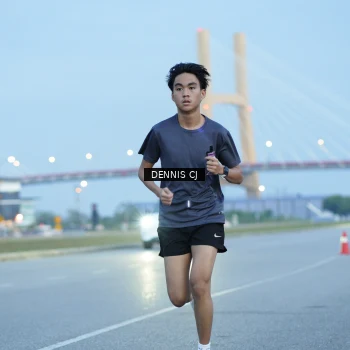Runner Photo 2068732