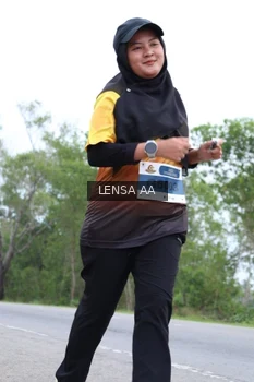 Runner Photo 2068741