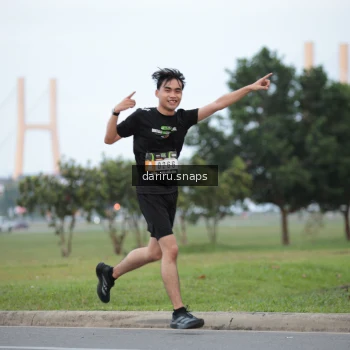 Runner Photo 2068763