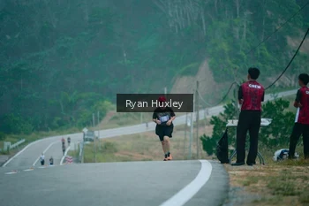 Runner Photo 2068807