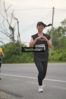 Runner Photo 2068827