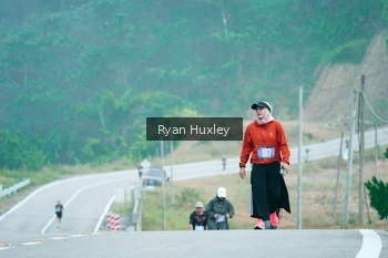 Runner Photo 2068840