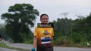 Runner Photo 2068887
