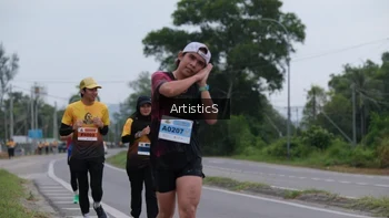 Runner Photo 2068959