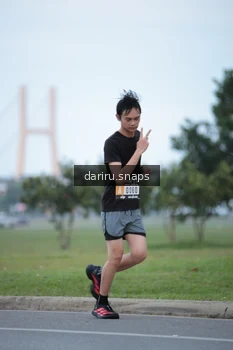 Runner Photo 2069041