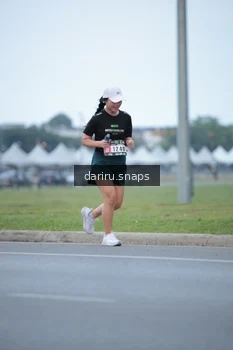 Runner Photo 2069075