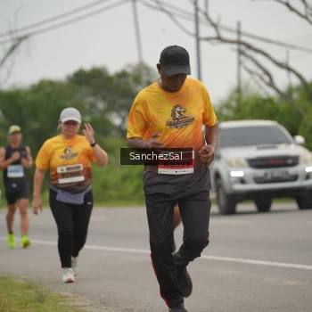 Runner Photo 2069178
