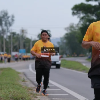 Runner Photo 2069186