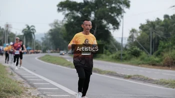 Runner Photo 2069387