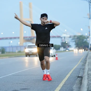Runner Photo 2069394