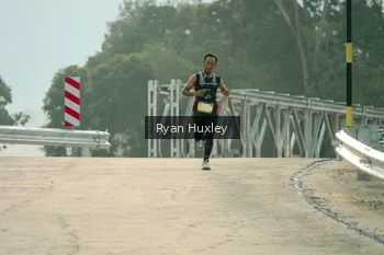 Runner Photo 2069411