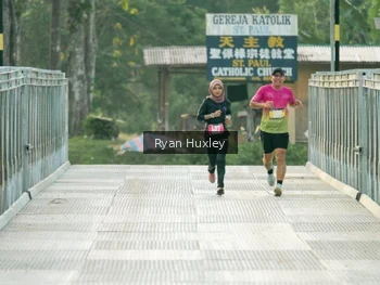 Runner Photo 2069472