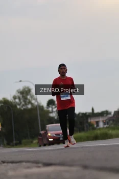 Runner Photo 2069499