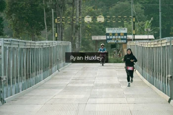 Runner Photo 2069522