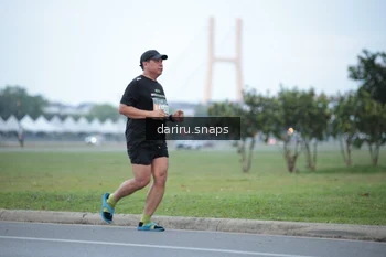 Runner Photo 2069531