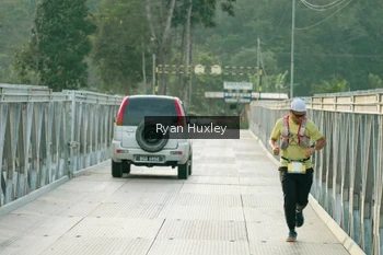 Runner Photo 2069534