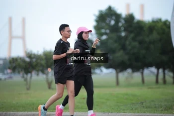 Runner Photo 2069655