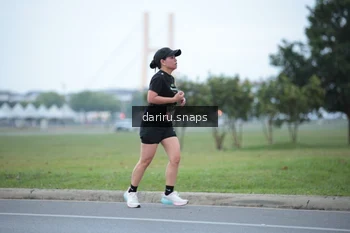 Runner Photo 2069683