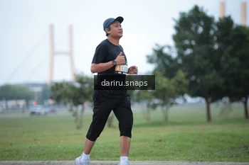 Runner Photo 2069732